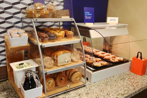 Внешний вид отеля Holiday Inn Express & Suites Pittsburgh West - Greentree, an Ihg Hotel в Зелёном Дерево, фото 5