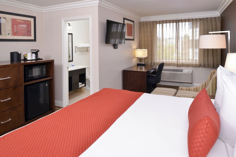 Фото Best Western Plus La Mid Town Hotel