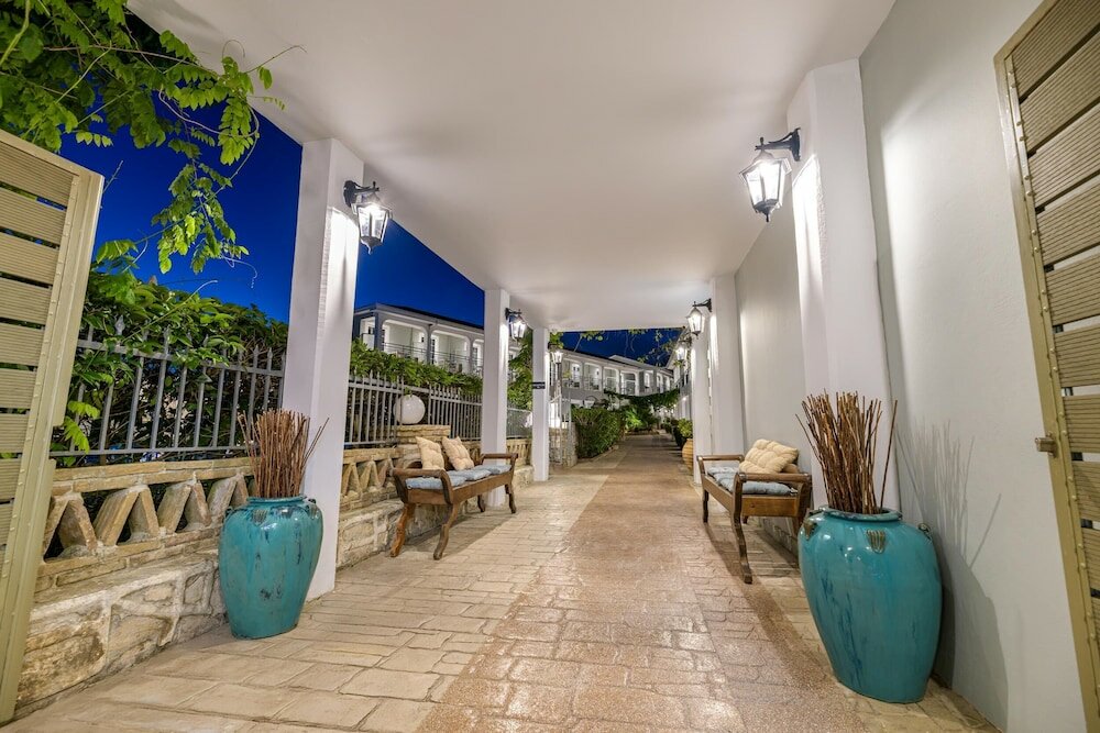 Фото Sofia's Hotel