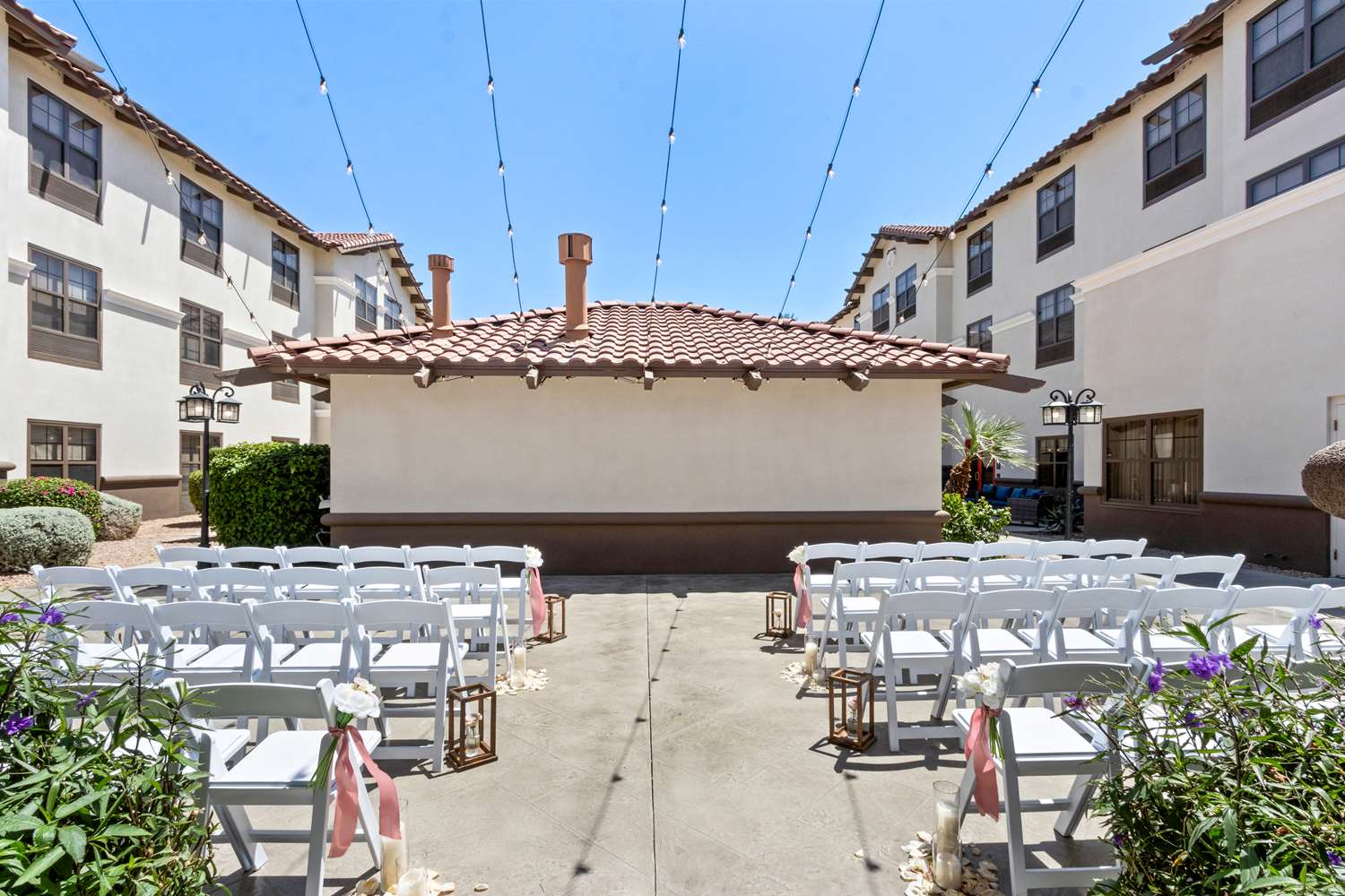 Фото Hampton Inn & Suites Phoenix-Goodyear