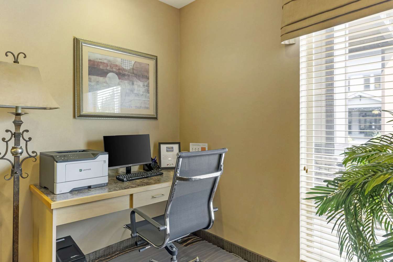 Фото Sleep Inn & Suites