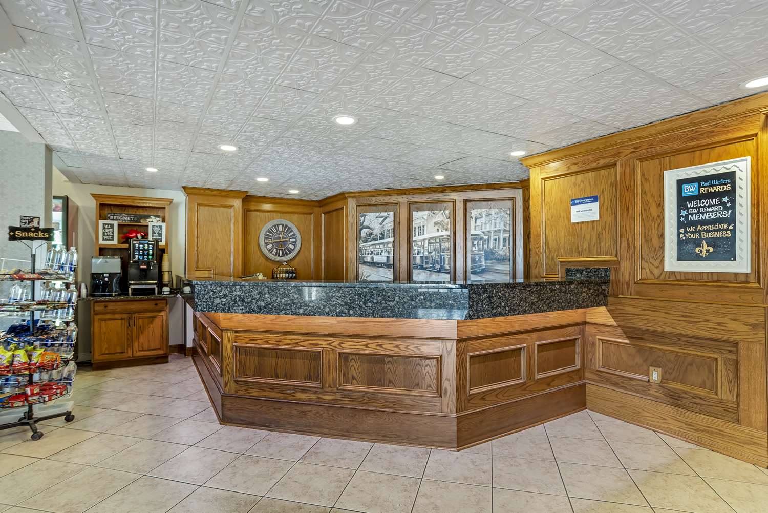 Фото Best Western Plus Westbank