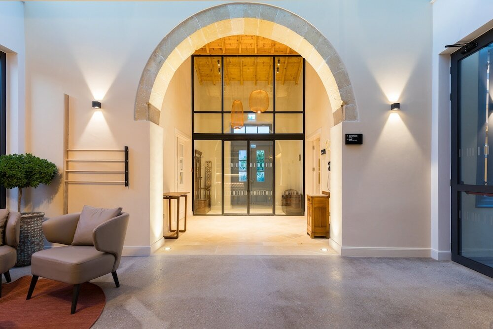 Фото Hotel Indigo Larnaca by IHG