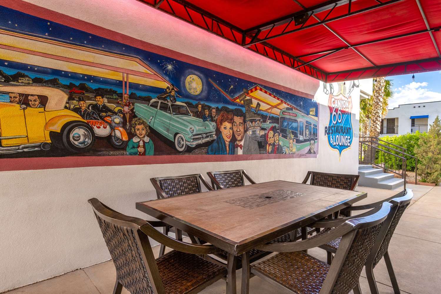 Фото Ramada by Wyndham Kingman