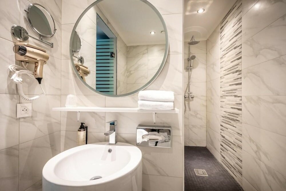 Фото Amory Hotel