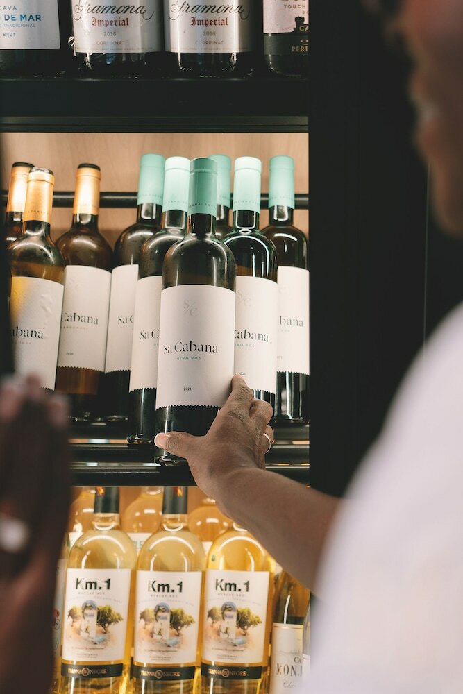 Фото Boutique Hotel Petit Montisión