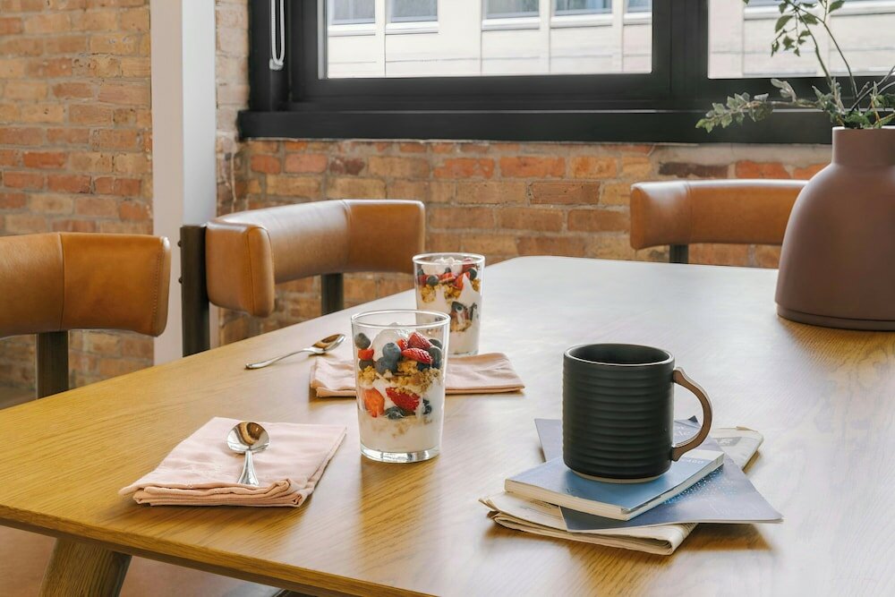 Фото Sonder The Burnham