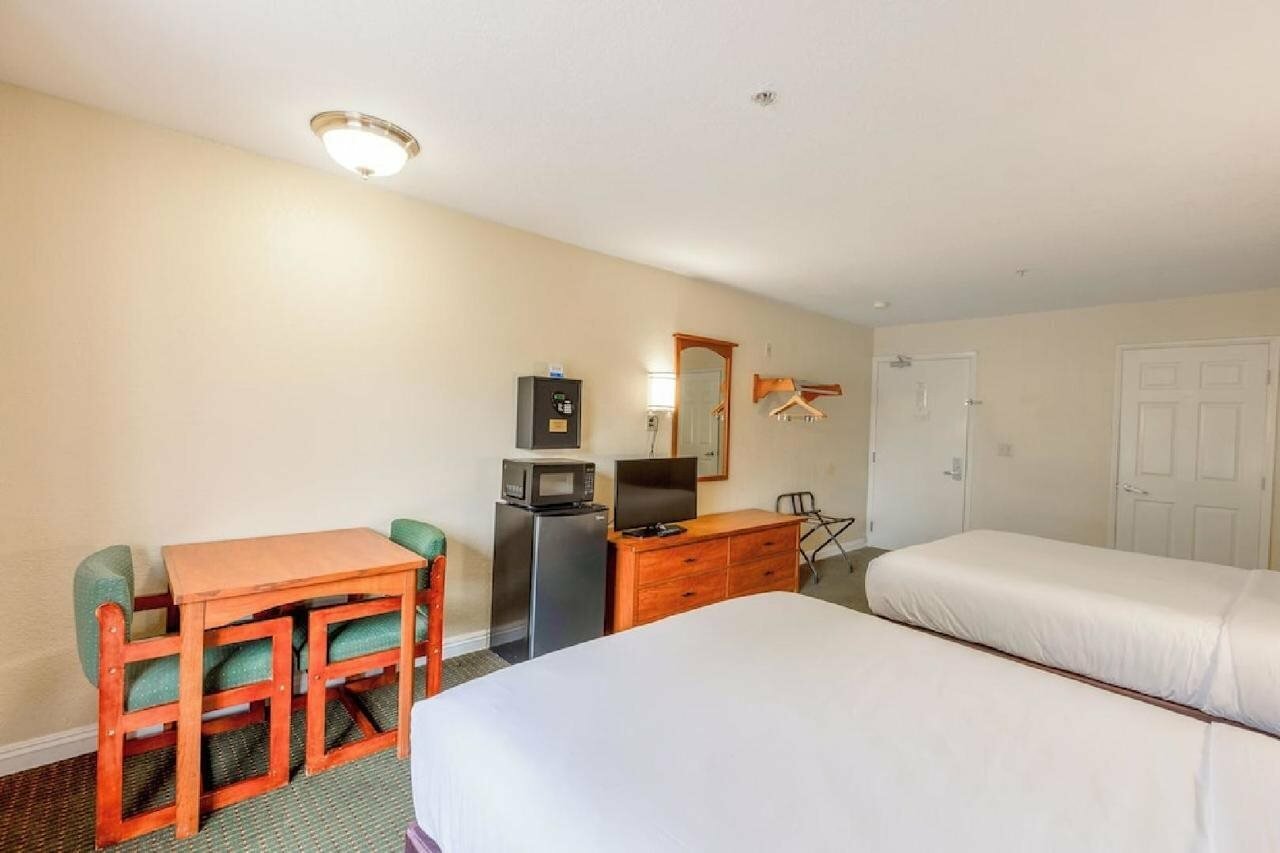 Фото Rodeway Inn San Clemente Beach