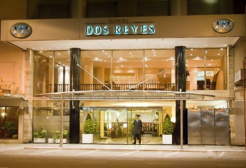 Внешний вид отеля Dos Reyes Hotel в Мар-дель-Плате, фото 1
