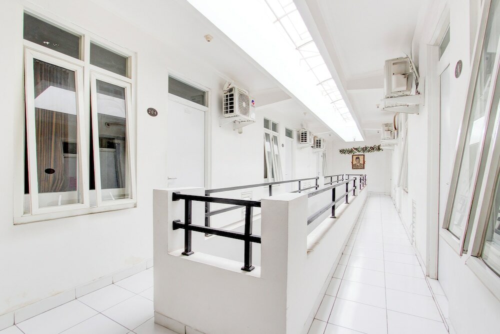 Фото RedDoorz Syariah @ Wisma Arya 2