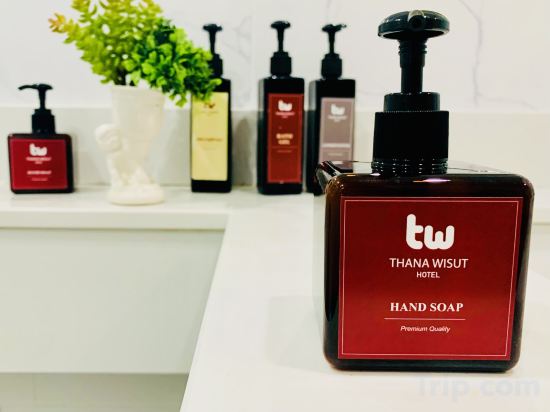 Фото Thana Wisut Hotel