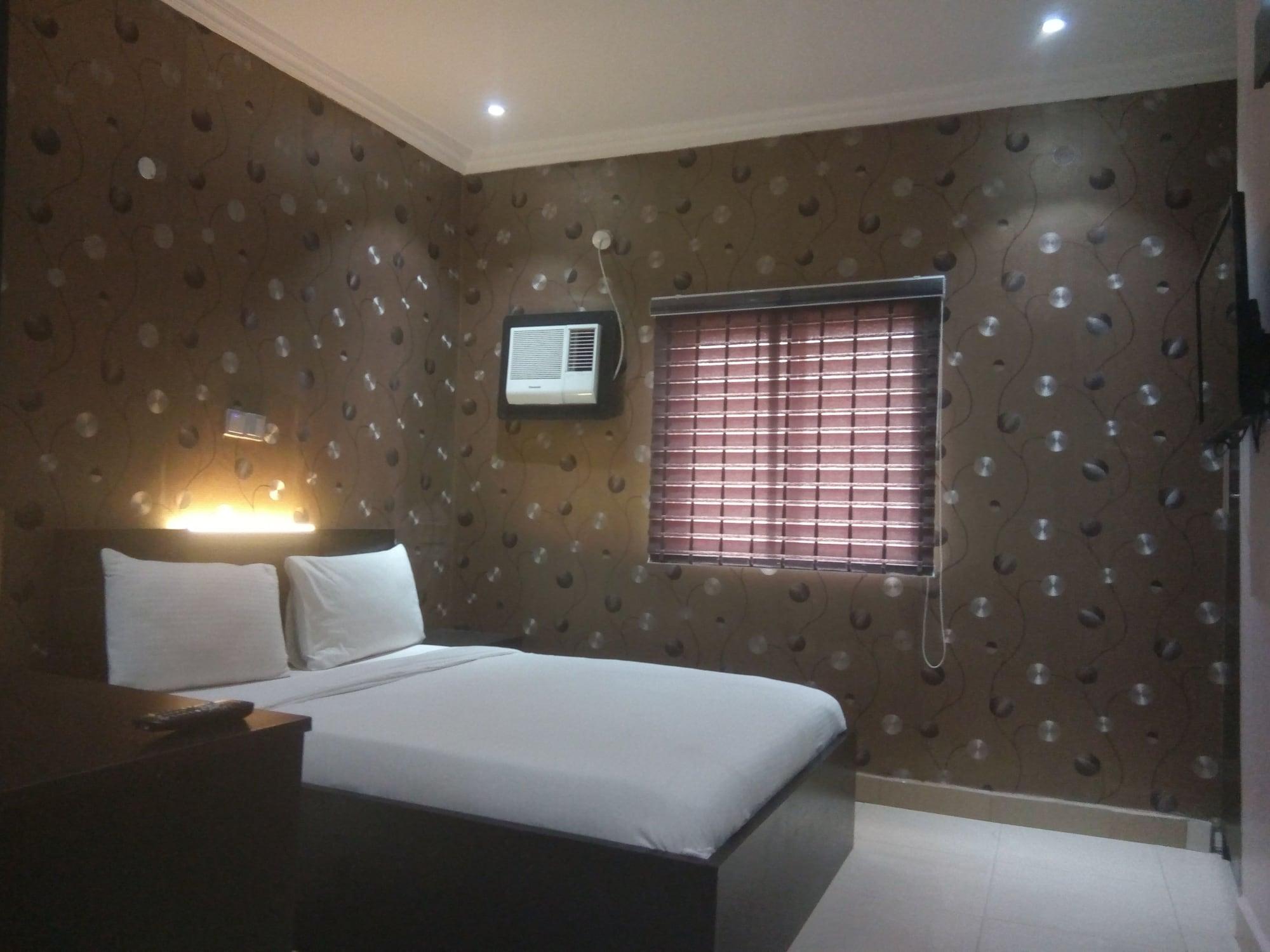 Фото Angel Park Place Hotel