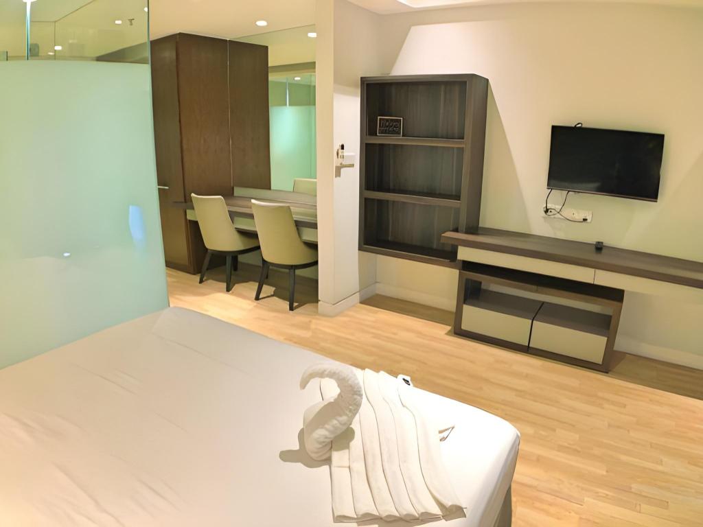 Фото Greystone D' Majestic Place