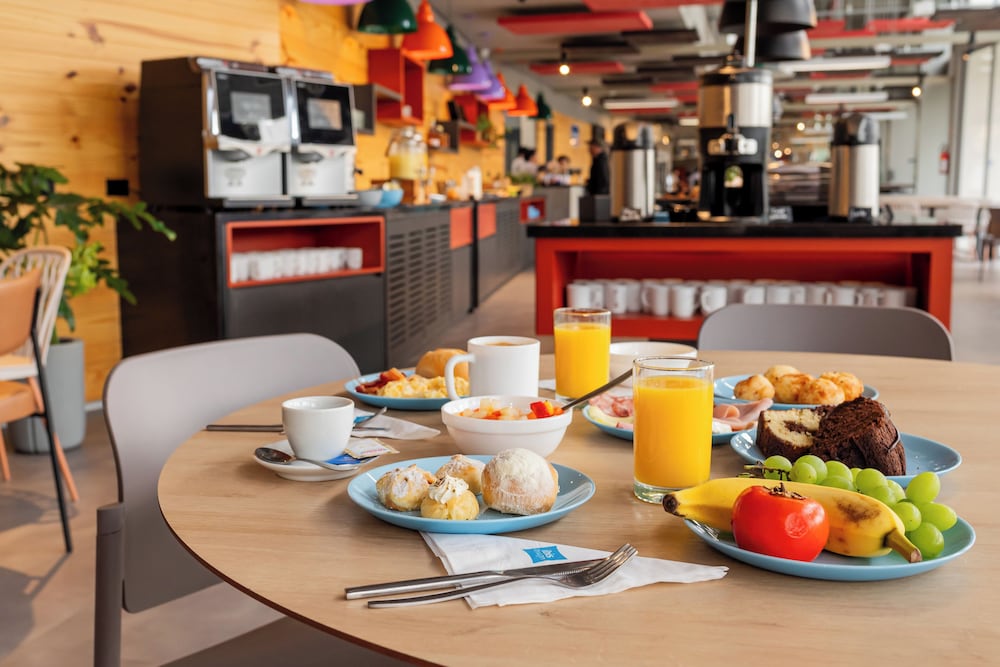 Фото Ibis Budget Guarulhos Airport