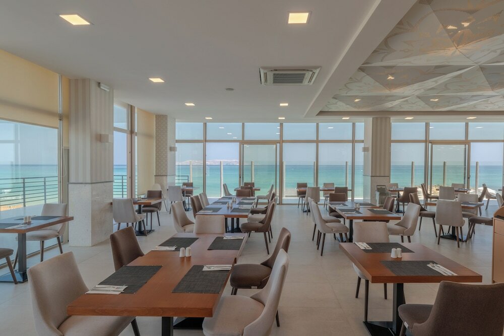 Фото Themis Beach Hotel