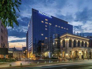 отель Novotel Bucharest City Centre