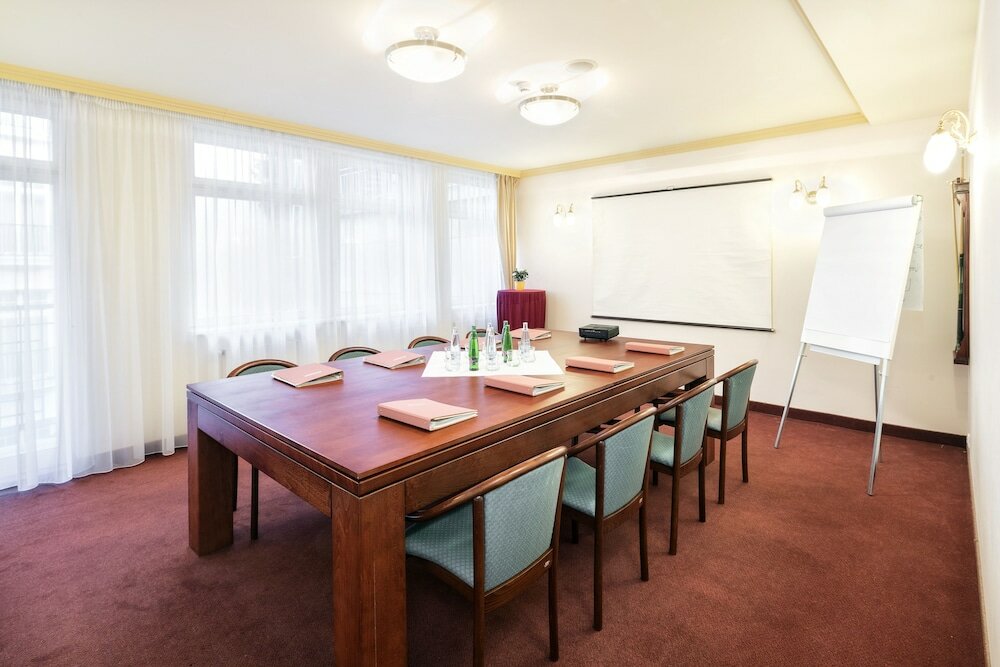Фото Отель Interhotel Central