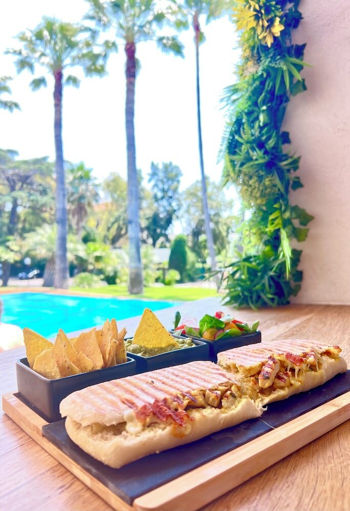 Фото Hotel des Mimosas