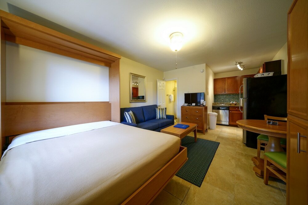 Фото La Costa Beach Club by Capital Vacations