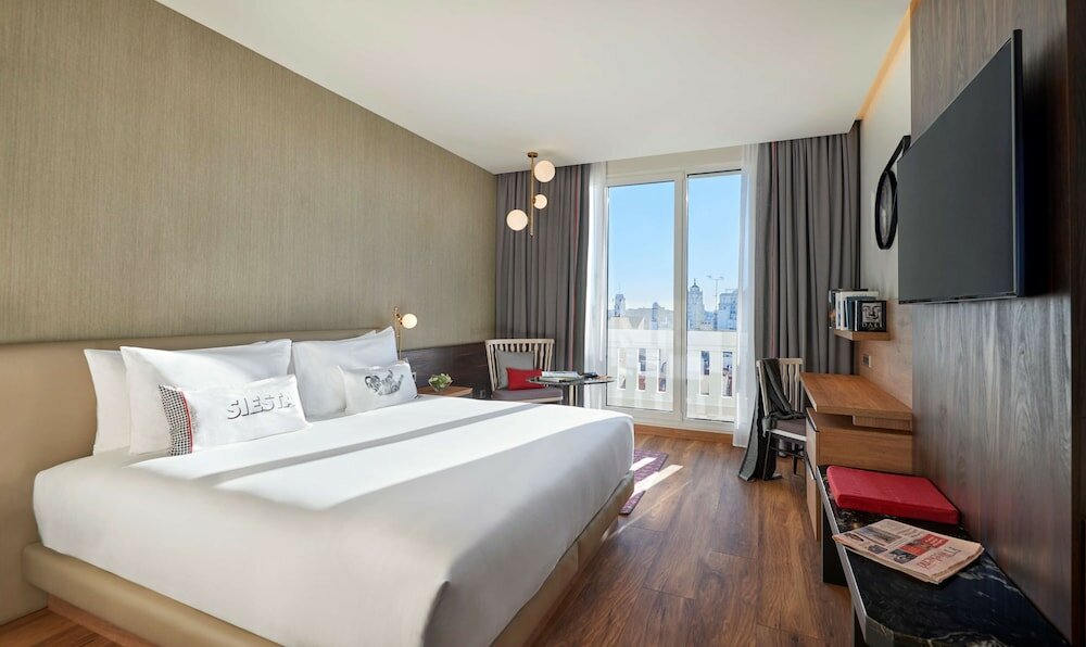 Фото Hyatt Centric Gran VIA Madrid