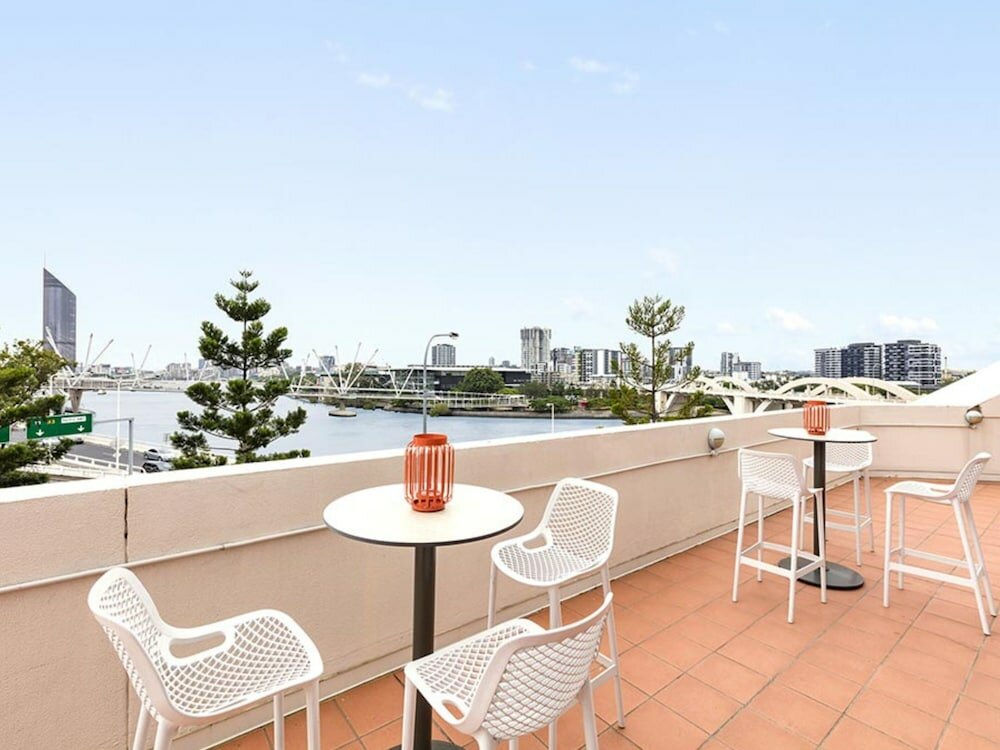 Фото Park Regis North Quay