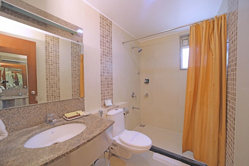 Фото Amantra Comfort Hotel