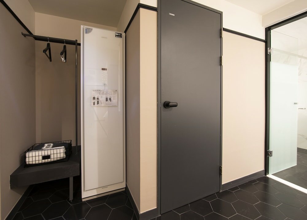 Фото Brown Dot Hotel - Jangsaengpo