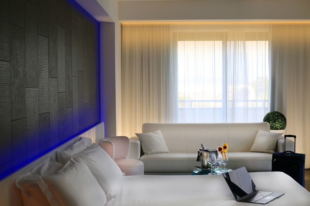 Фото 36201050599