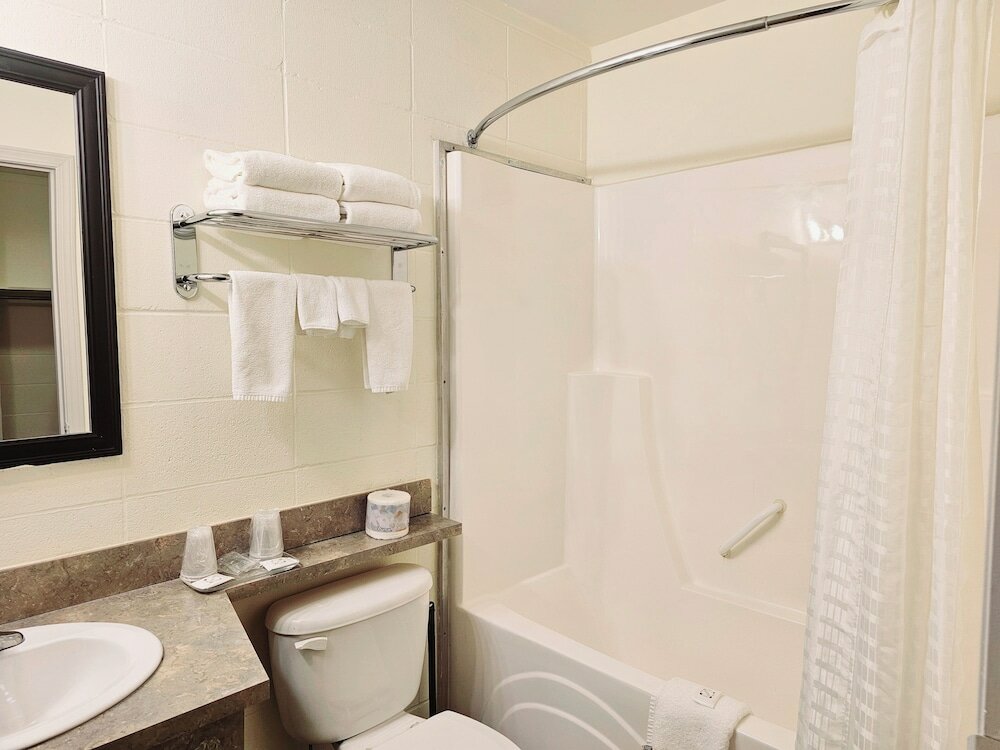 Фото Canadian Motor Inn