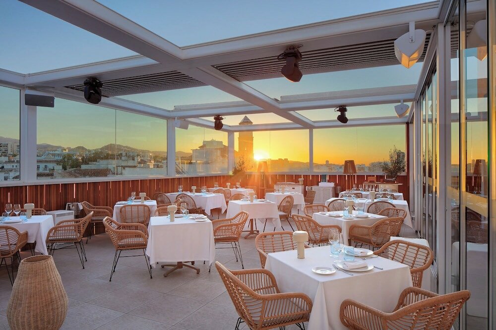 Фото Óbal Urban Hotel