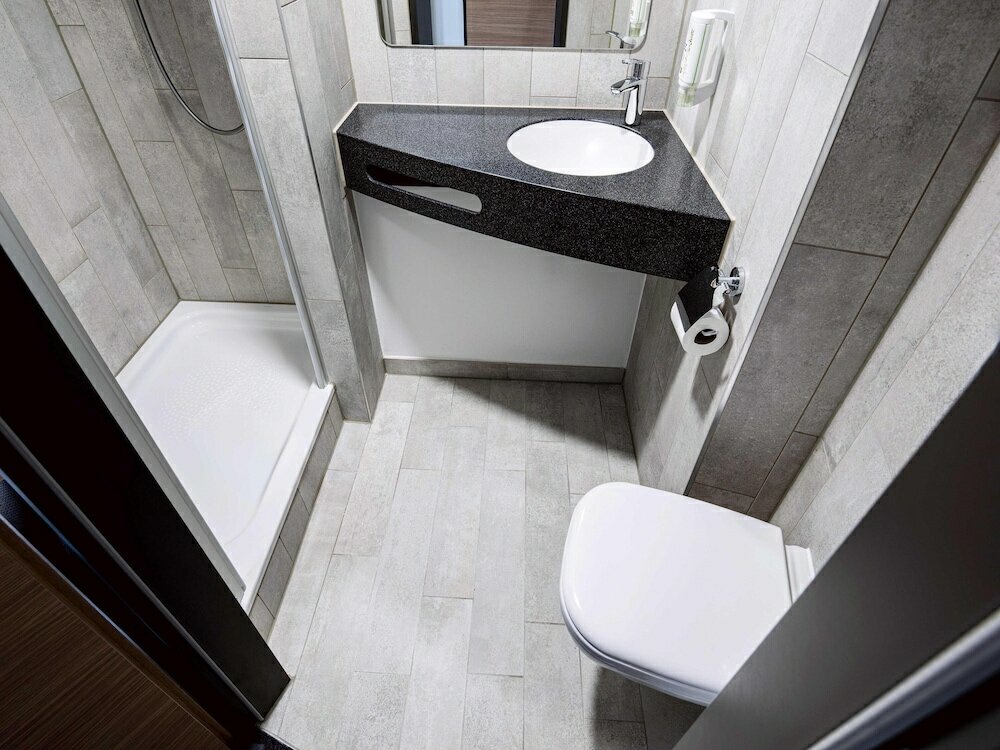 Фото 74130843355