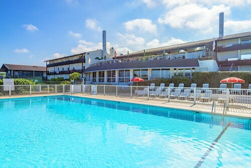 Гостиница Azureva Anglet в Байонне
