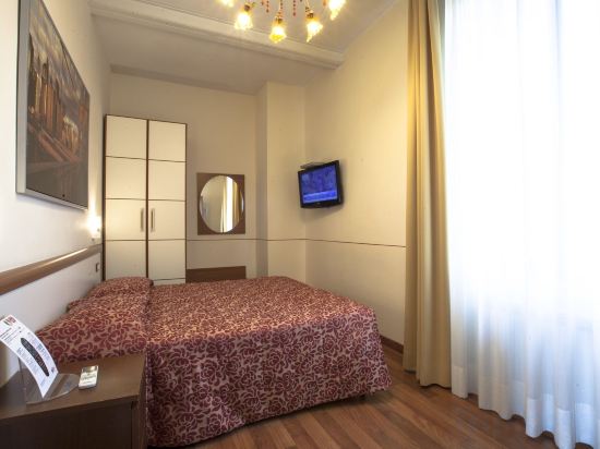 Фото Hotel Ester