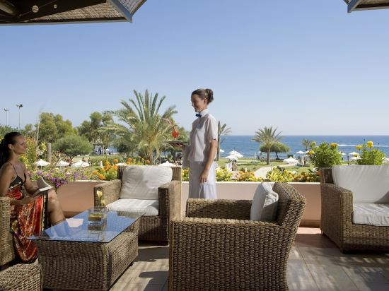 Фото Constantinou Bros Athena Beach Hotel