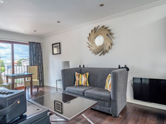 Фото Strozzi Palace Suites by Mansley