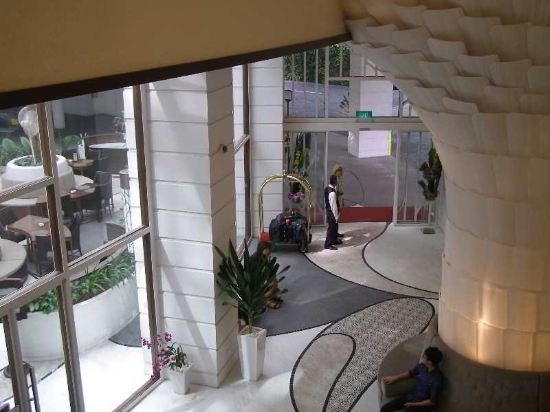 Фото Rendezvous Hotel Singapore by Far East Hospitality