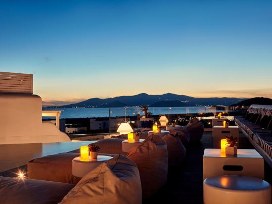 Фото 18 Grapes Hotel