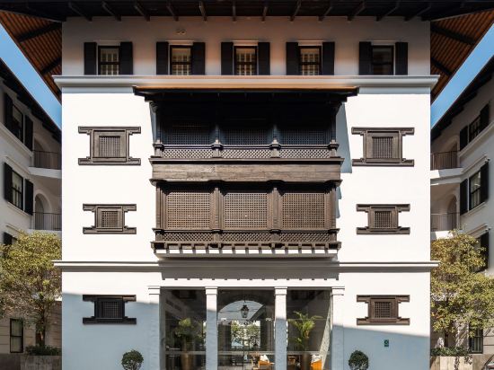 Фото Bella Nara Hotel Chiang Mai