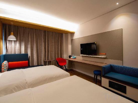 Фото 13602951653