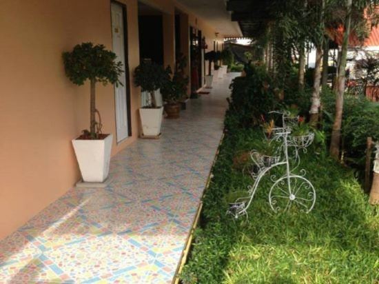 Фото Phuket Airport Inn