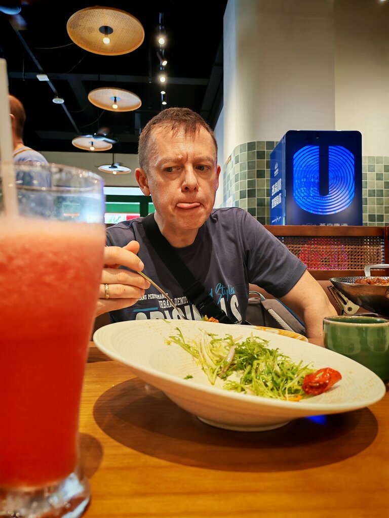 Supermarket супермаркет Ванхао, Sanya, photo