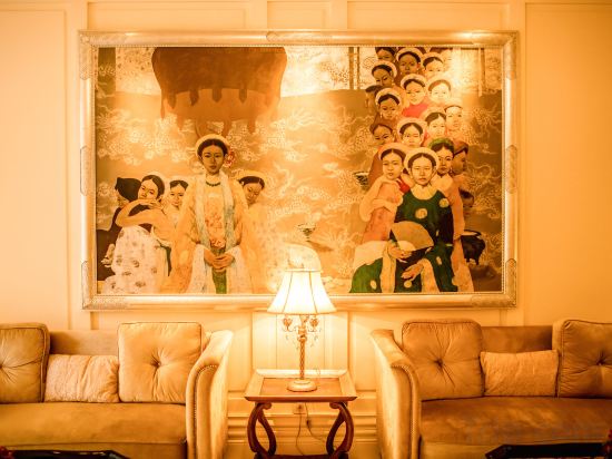 Фото Apricot Hotel