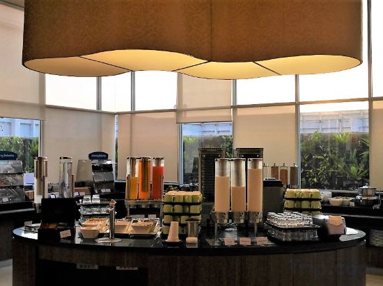 Фото Holiday Inn Express Jakarta Pluit Citygate, an Ihg Hotel