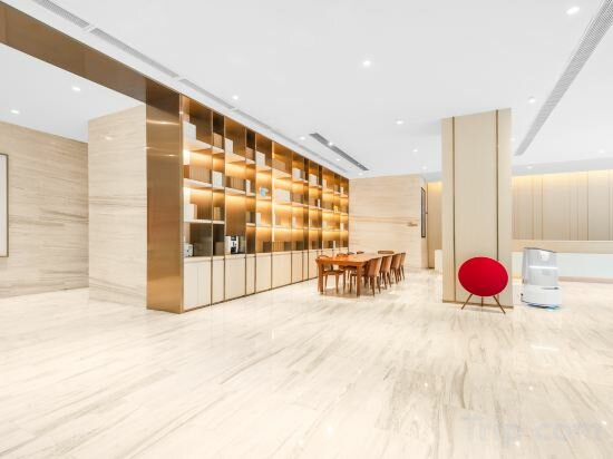 Фото All Seasons Hotel