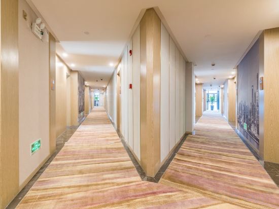 Фото Waiting Hotel