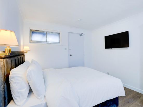 Фото Rivenhall Hotel