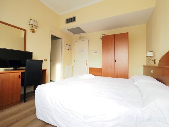 Фото Hotel Laura