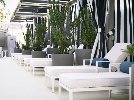 Фото Carte Hotel San Diego Downtown, Curio Collection by Hilton