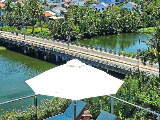 Фото Little Oasis - An Eco Friendly Hotel & SPA