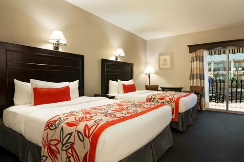 Гостиница Ramada